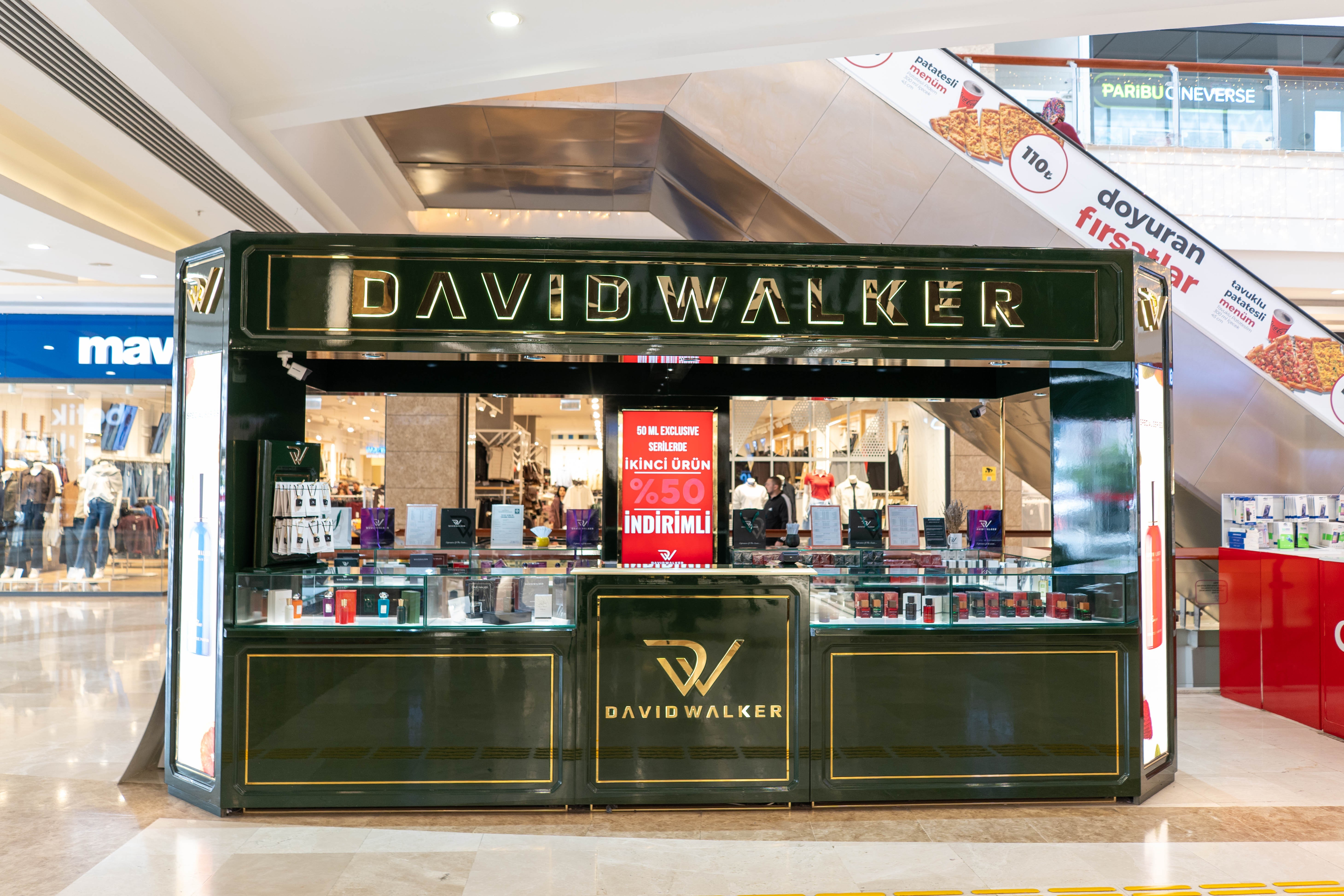 Davıd Walker Parfum Standı